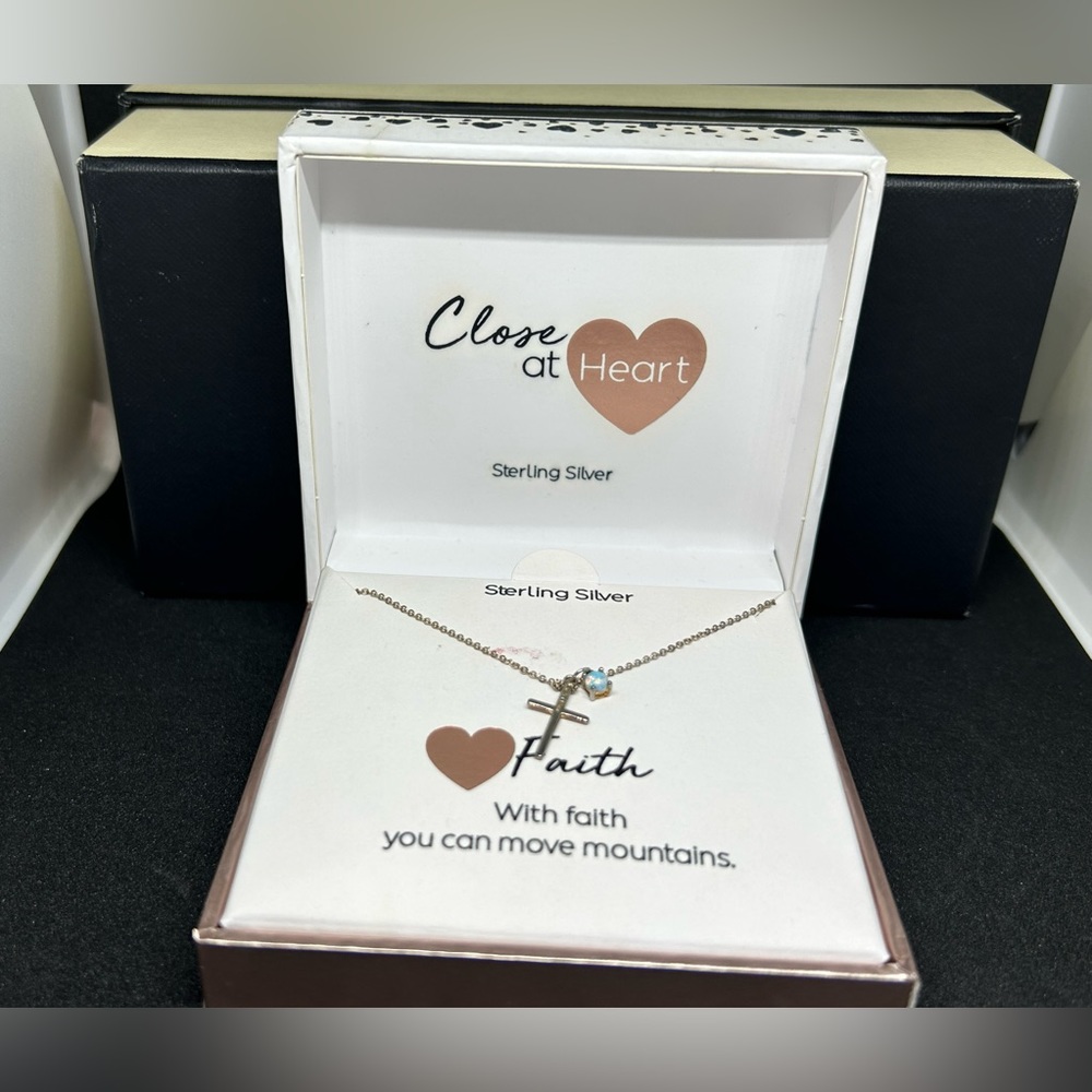 000 JWLRY: Kohl's brand Close at Heart necklace